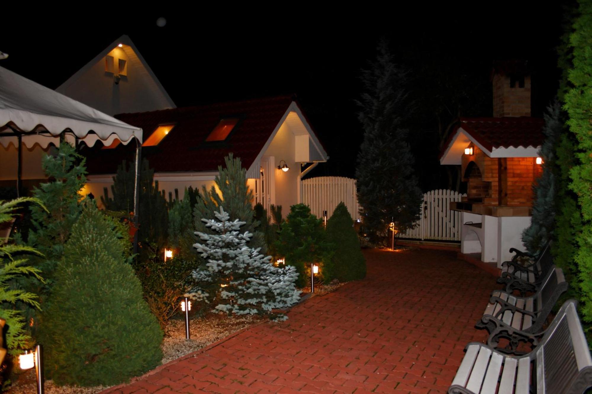 Boutique Hotel Forest Retreat (Adults Only) Буштени Экстерьер фото